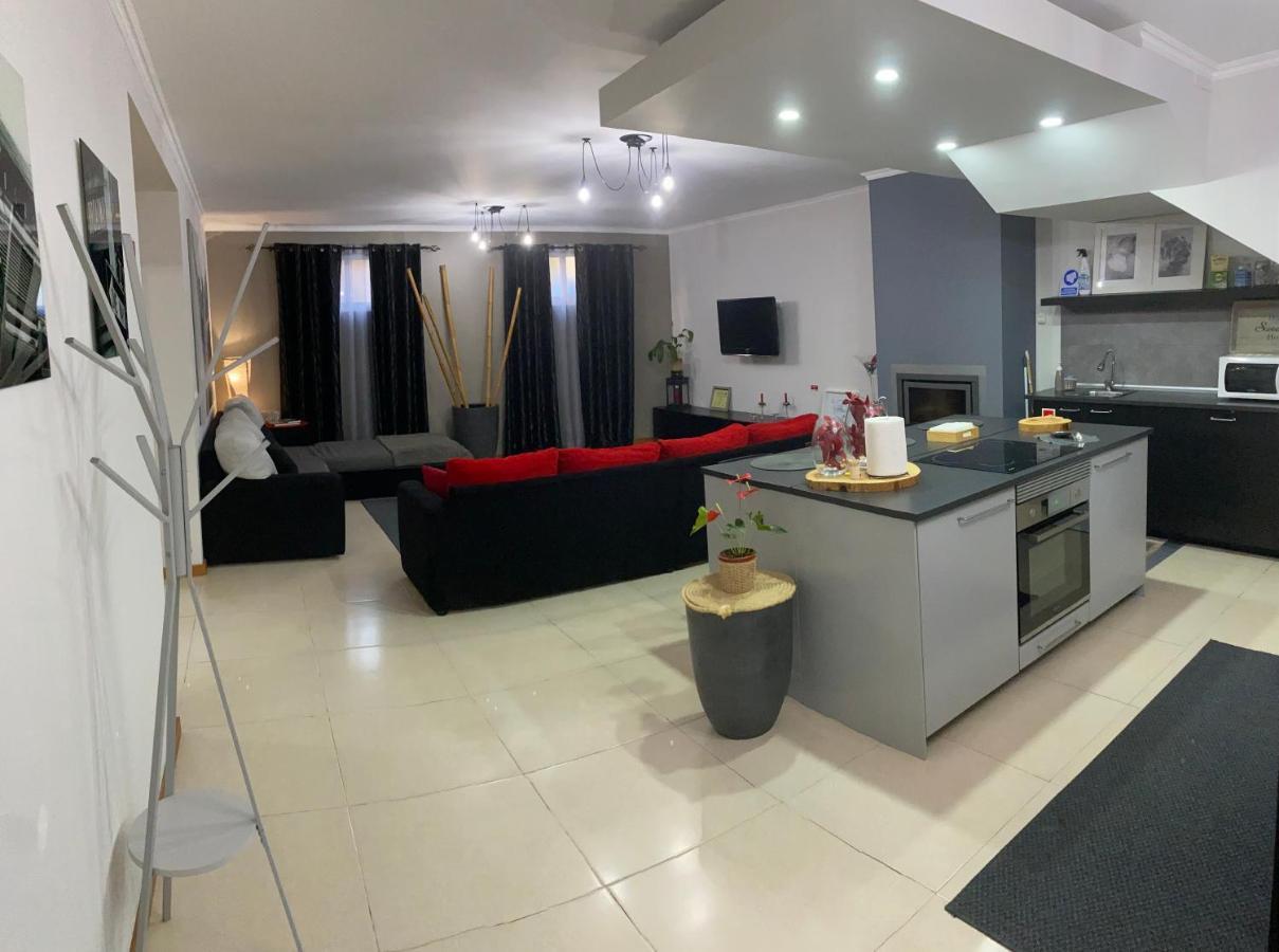 Alojamento House 66 Apartment Ponta Delgada  Bagian luar foto